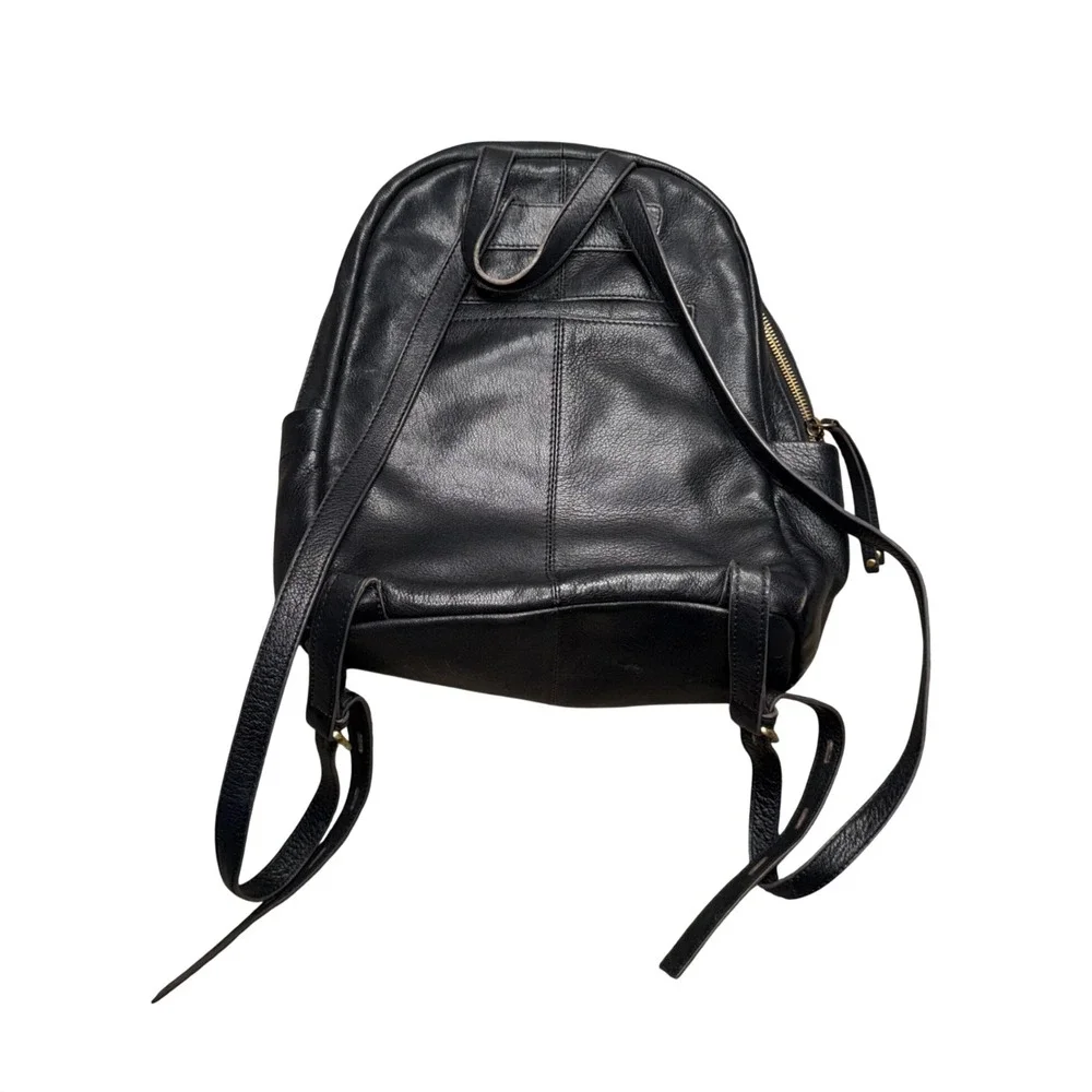 Lodis Backpack Women Medium Black Good Leather Zippered Minimalist Bag